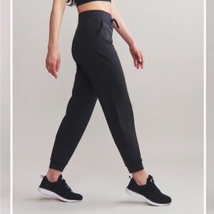 Rhone DreamGlow Black Heather joggers size S - comfy and cozy!!!